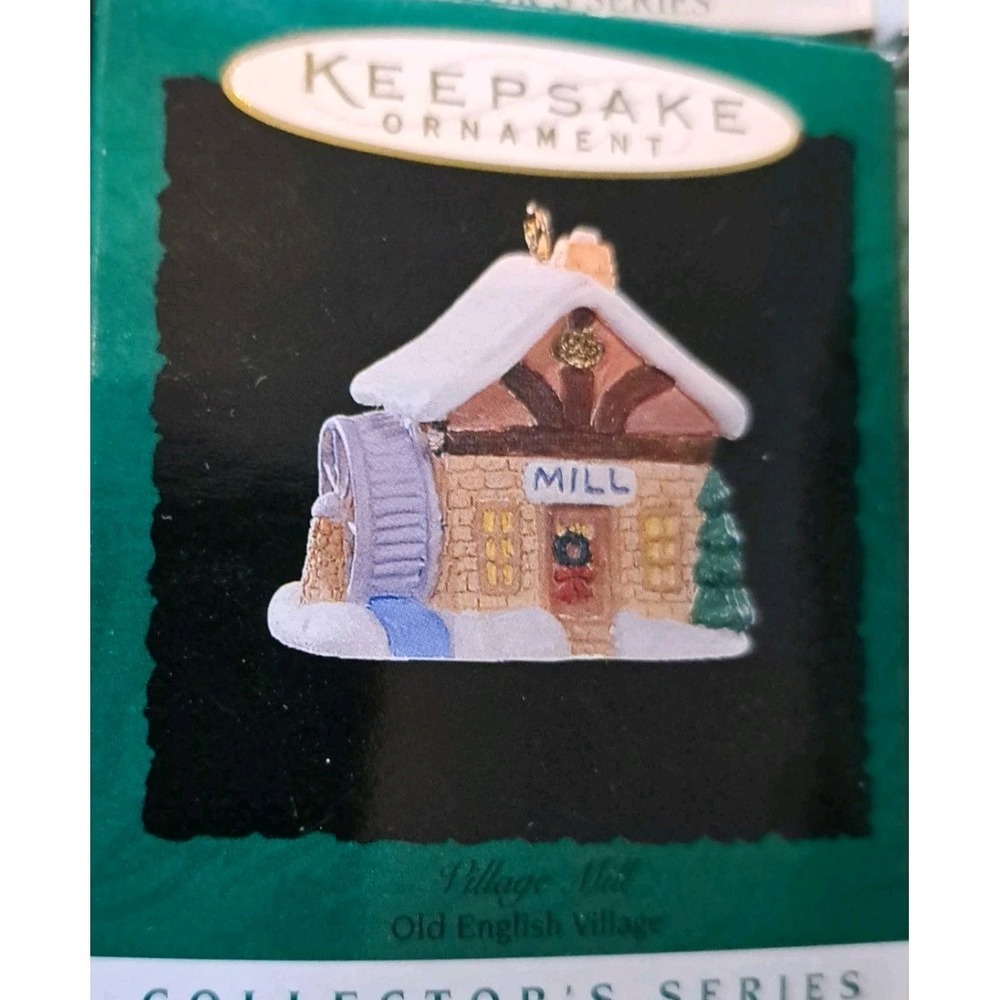 Lot Of 15 Hallmark Keepsake Ornaments Santa's Tractots Wildlife Loony Tunes Bell - Picture 7 of 16